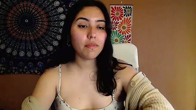 Snapshot of IntimateTales chatting on March 19, 2025, 4:02 pm IntimateTales online show from March 19, 2025, 4:02 pm