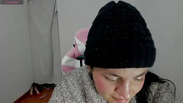 Anal Milky Momma online show from March 13, 2025, 10:21 pm