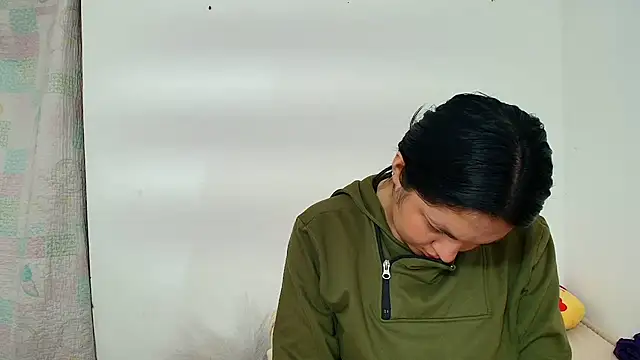 Anal Milky Momma online show from November 11, 2025, 2:34 pm