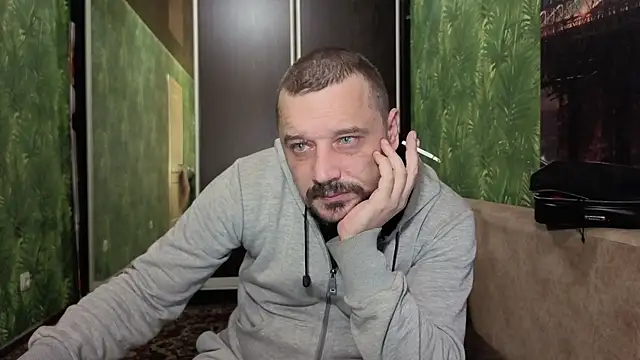 DanielOhCool online show from October 2, 2025, 6:39 am