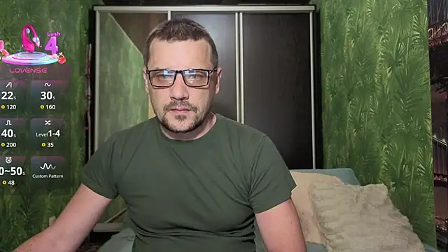 Snapshot of DanielOhCool chatting on June 15, 2026, 6:46 am DanielOhCool online show from June 15, 2026, 6:46 am