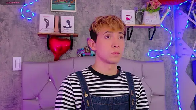 Chris Bennett online show from February 25, 2026, 12:05 pm