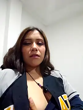 DORYY online show from November 26, 2025, 12:54 am