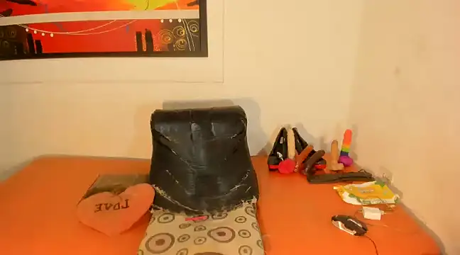 rebecabanks online show from March 21, 2025, 4:17 am