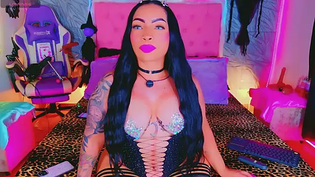 macasweet online show from November 1, 2025, 10:47 pm