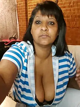 Lilybanx online show from October 3, 2025, 12:06 pm