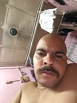 Vickyrajput009 online show from April 8, 2026, 7:15 pm