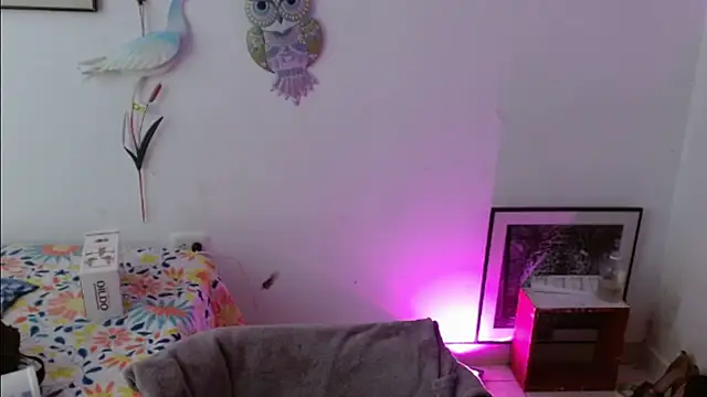 keyklin1 online show from February 25, 2026, 11:43 am