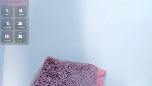 Bonnie Grace online show from October 21, 2025, 1:32 pm