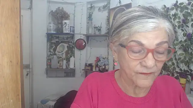 FunnyGrandma online show from April 28, 2026, 3:11 am