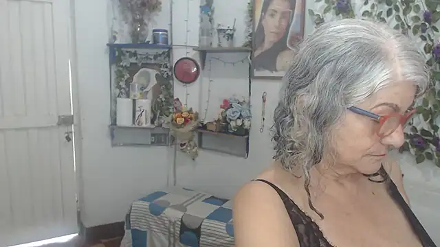 FunnyGrandma online show from March 12, 2026, 6:23 pm