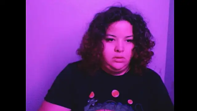 valentinny online show from September 18, 2025, 1:41 am