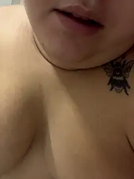 valentinny online show from September 20, 2025, 3:11 am