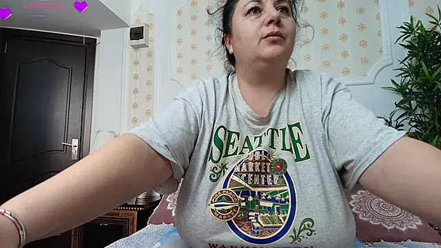 AleshaArabian online show from March 13, 2026, 11:04 am