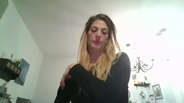 Rhodesxox online show from October 31, 2025, 5:48 am