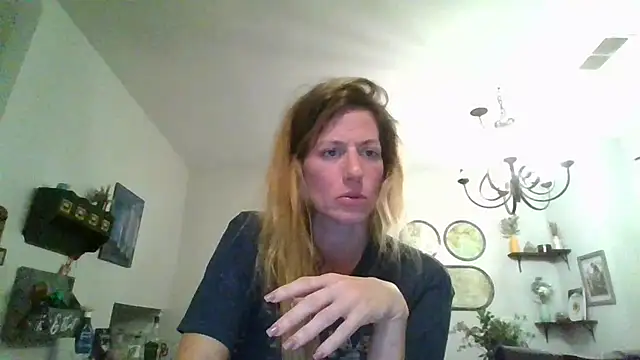 Rhodesxox online show from October 19, 2025, 2:14 am