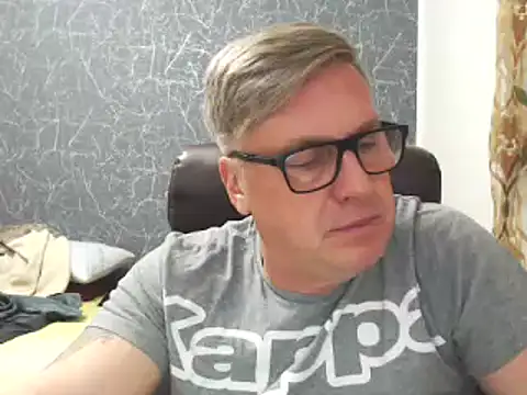 RobertStripX online show from February 3, 2025, 2:45 pm