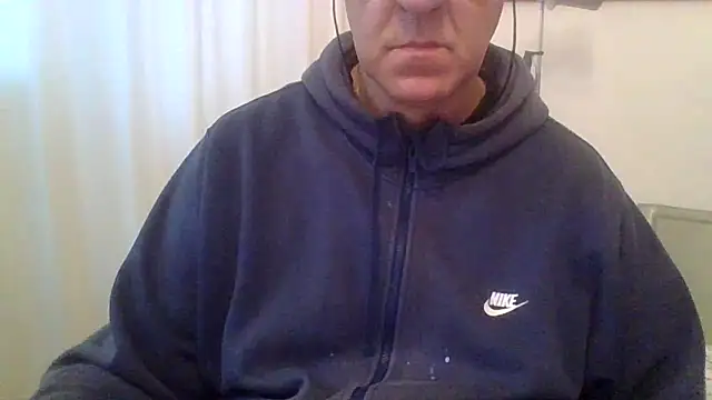 Snapshot of ANONIMO7735 chatting on March 1, 2026, 5:51 am ANONIMO7735 online show from March 1, 2026, 5:51 am