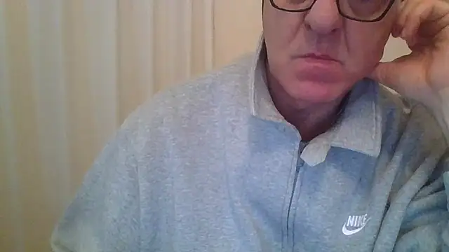 Snapshot of ANONIMO7735 chatting on February 4, 2026, 6:47 pm ANONIMO7735 online show from February 4, 2026, 6:47 pm