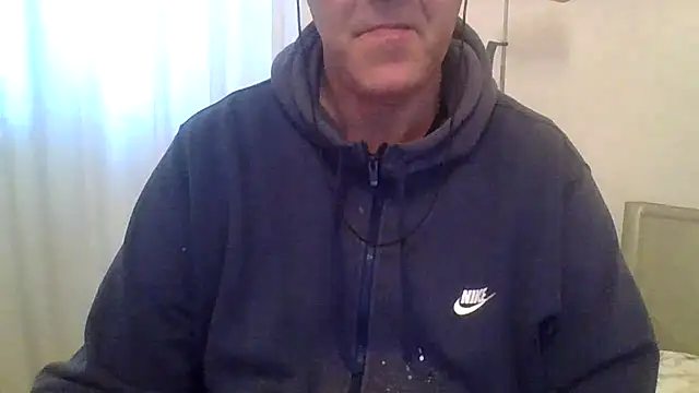 Snapshot of ANONIMO7735 chatting on February 23, 2026, 6:47 am ANONIMO7735 online show from February 23, 2026, 6:47 am