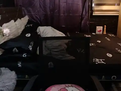 xheavenlytrans online show from March 4, 2026, 1:57 am