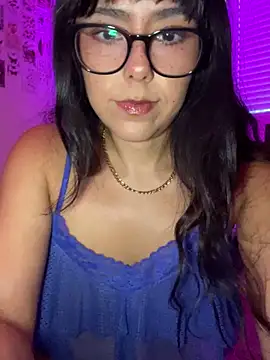 Evie-Luna online show from September 9, 2025, 1:59 am