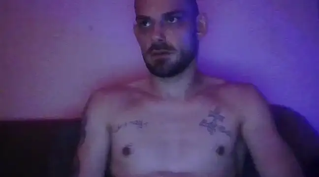 Snapshot of Renne6666 chatting on February 19, 2025, 11:57 pm Renne6666 online show from February 19, 2025, 11:57 pm