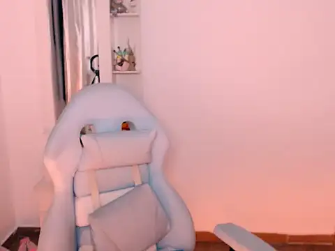 Snapshot of BOREAL_MOON chatting on February 27, 2026, 1:28 am BOREAL MOON online show from February 27, 2026, 1:28 am