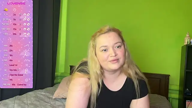 Snapshot of LisaWilliamss chatting on January 14, 2026, 9:57 am LisaWilliamss online show from January 14, 2026, 9:57 am