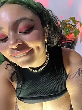 Snapshot of PrincessLauren420 chatting on March 1, 2026, 10:48 am PrincessLauren420 online show from March 1, 2026, 10:48 am