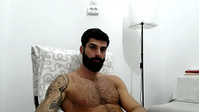 Verycutex online show from November 13, 2025, 8:57 pm