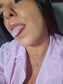 allyson22andy online show from December 15, 2025, 1:11 am