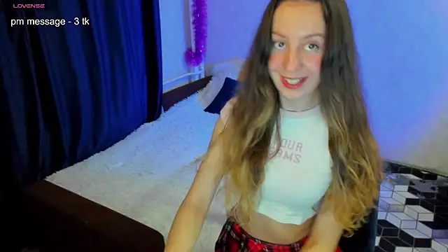 CurlySteph online show from March 2, 2025, 4:03 pm