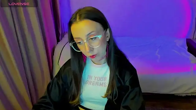 CurlySteph online show from February 26, 2026, 3:56 pm