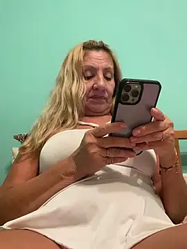 camelia3 online show from October 22, 2025, 12:43 am