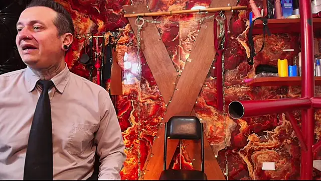 boy n girl online show from February 11, 2026, 10:48 am