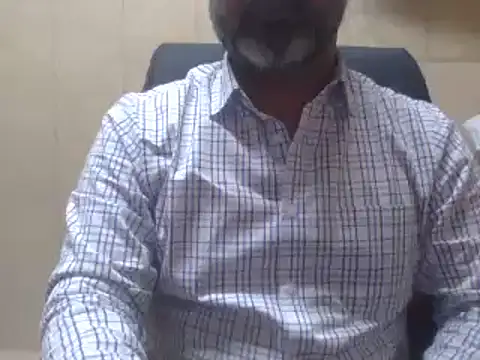 Snapshot of hairymaster95 chatting on February 8, 2025, 4:14 am hairymaster95 online show from February 8, 2025, 4:14 am