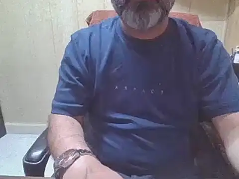 hairymaster95 online show from March 12, 2026, 7:12 am