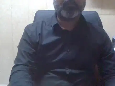 Snapshot of hairymaster95 chatting on February 18, 2025, 1:00 pm hairymaster95 online show from February 18, 2025, 1:00 pm