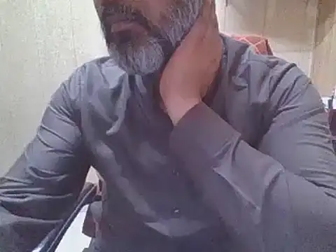 hairymaster95 online show from March 5, 2026, 8:11 am