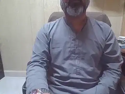 hairymaster95 online show from November 27, 2025, 4:57 am