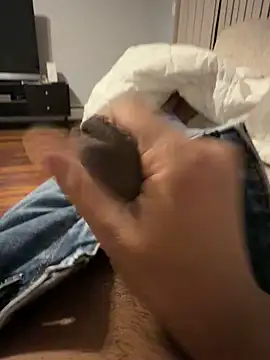 YourPersonall online show from April 22, 2026, 1:23 am