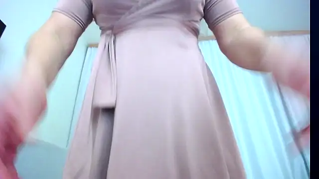 faceless  online show from November 10, 2025, 12:10 pm