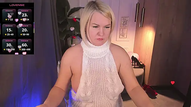 YolandaKiss online show from February 17, 2026, 8:17 pm