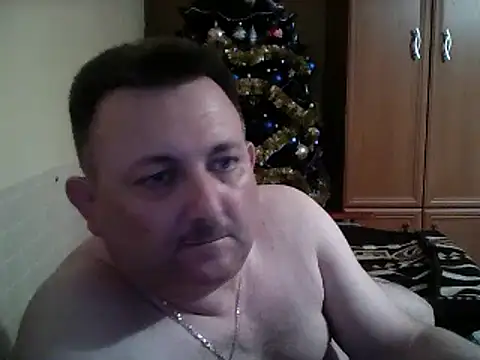 Snapshot of Novy73 chatting on December 22, 2025, 10:54 pm Novy73 online show from December 22, 2025, 10:54 pm