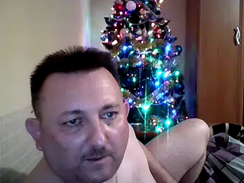Snapshot of Novy73 chatting on January 14, 2026, 8:45 pm Novy73 online show from January 14, 2026, 8:45 pm
