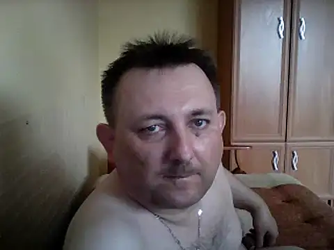 Snapshot of Novy73 chatting on March 29, 2026, 10:28 am Novy73 online show from March 29, 2026, 10:28 am