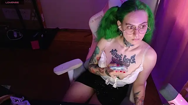 Ginger Stay online show from May 20, 2026, 10:34 am