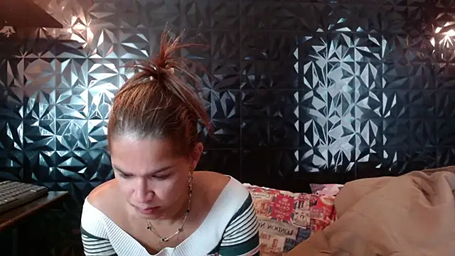 Snapshot of PINK__LOLA1 chatting on February 27, 2026, 6:08 pm PINK LOLA1 online show from February 27, 2026, 6:08 pm