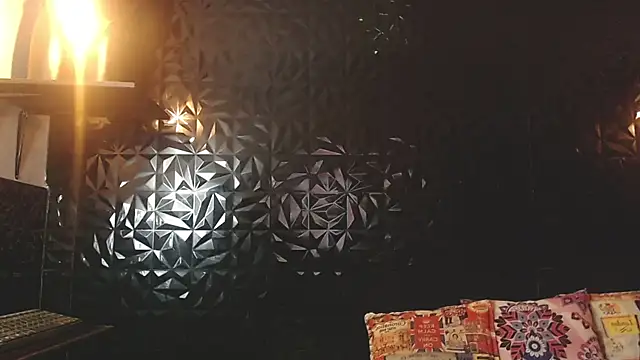 Snapshot of PINK__LOLA1 chatting on November 11, 2025, 12:05 am PINK LOLA1 online show from November 11, 2025, 12:05 am